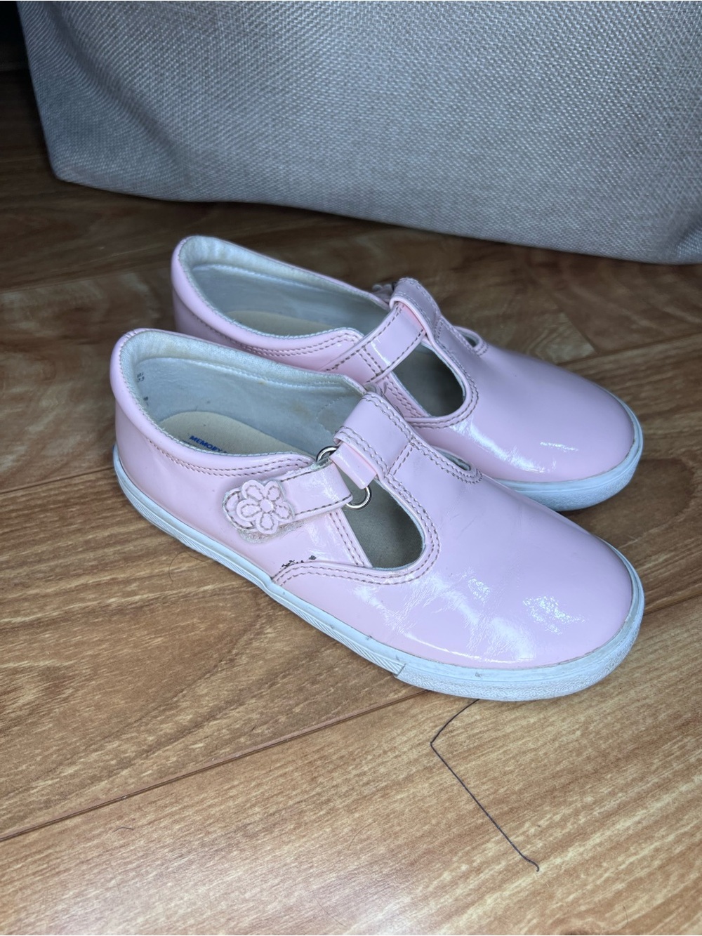Keds Kids Pink Patent Leather T-Strap Mary Jane Shoes Size 11.5 Memory Foam